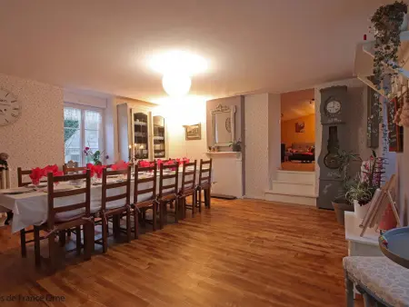 Grande maison familiale avec jardin et animaux acceptés près de la voie verte - Photo 2