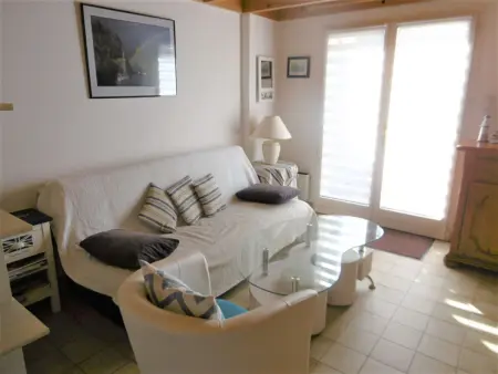 Maisonnette cosy, à 200 m de la plage, avec jardin clos, parking privé et animaux acceptés - Photo 5