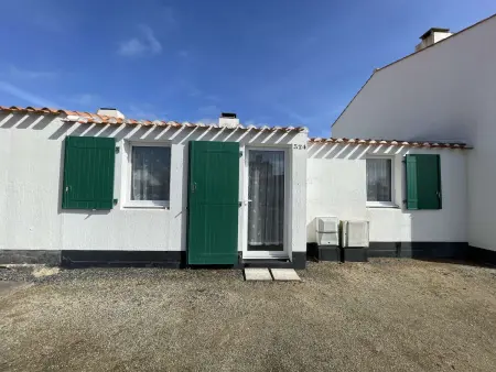 Maison familiale proche mer avec piscine, tennis, patio et parking - 6 couchages - Photo 20