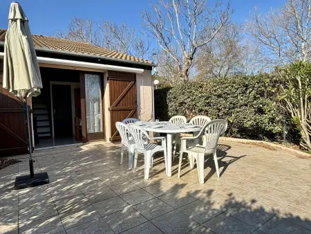 Maison 2 pièces avec mezzanine, piscine et parking privés, 6 couchages à 700m de la plage - Argelès-sur-Mer - Photo 5