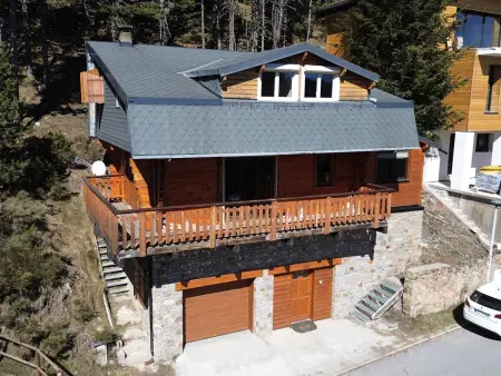 Chalet spacieux aux Angles avec 4 chambres et coin détente - Photo 15