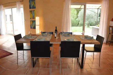 La Maison de Lisa, Maison à Montfort-sur-Argens avec jardin - Photo 4