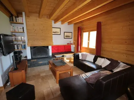 Superbe chalet 12 pers, proche pistes, sauna, animaux, parking - Photo 23