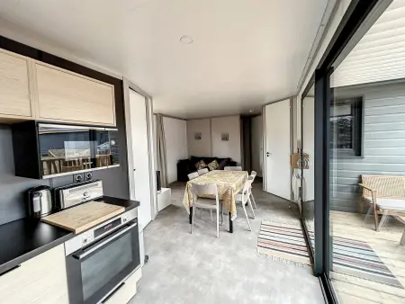 Chalet de Standing avec Piscine Chauffée, à 300m de la Plage - 6 Couchages, WiFi Gratuit - Photo 2