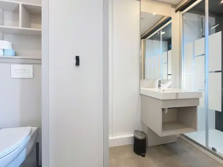 Chalet de Standing avec Piscine Chauffée, à 300m de la Plage - 6 Couchages, WiFi Gratuit - Photo 8