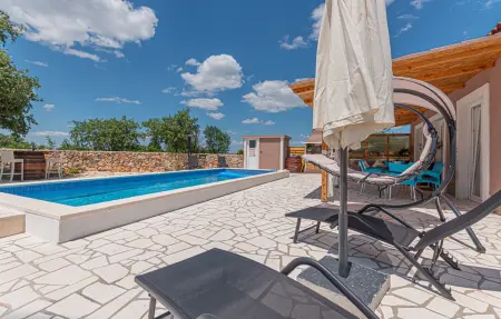 Maison 7 personnes à Kaocine   Miljevci - Photo 1