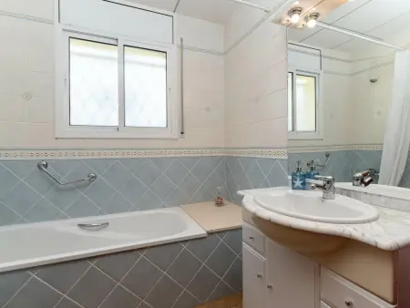 Maison piscine privée et clim, près de la plage - Photo 18