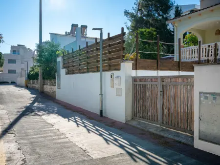 Maison piscine privée et clim, près de la plage - Photo 32