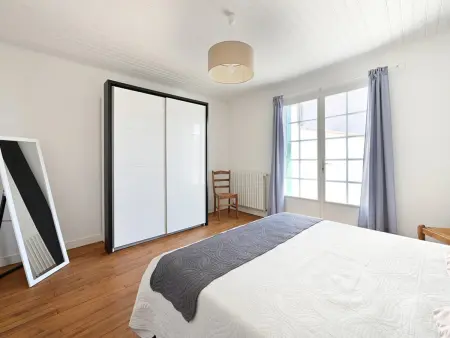 Maison de village à Ars-en-Ré avec garage, cour, salon TV, 3 chambres, balcon et équipements modernes - Photo 14