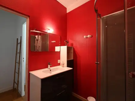 Maison de village à Ars-en-Ré avec garage, cour, salon TV, 3 chambres, balcon et équipements modernes - Photo 22