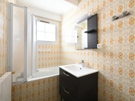Maison de village à Ars-en-Ré avec garage, cour, salon TV, 3 chambres, balcon et équipements modernes - Photo 26