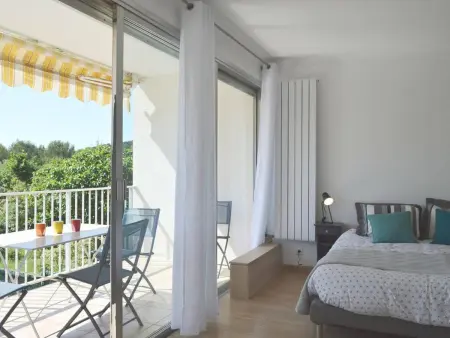 Maison climatisée avec piscine privée, 5 pièces, 7 couchages à 15 min des plages de Vallauris - Photo 9