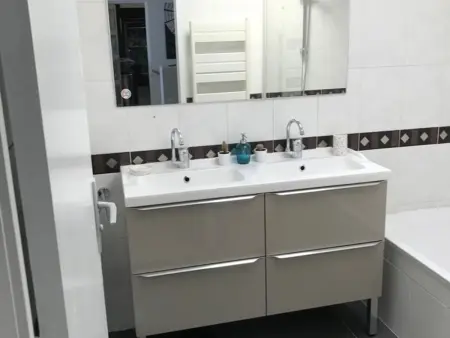 Maison climatisée avec piscine privée, 5 pièces, 7 couchages à 15 min des plages de Vallauris - Photo 11