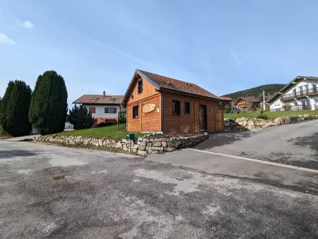 Chalet neuf à Gérardmer avec terrasse et parking privé - Photo 19