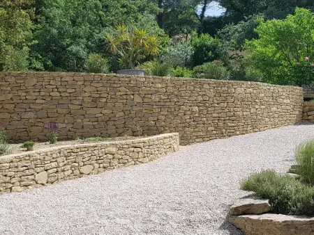 La grande Pinède, 2 Gîtes avec Clim et piscine chauffée, 1km de Faucon - Photo 15
