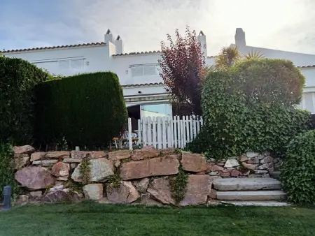 Maison à Pals avec Jardin Privé, Piscine Communautaire et WIFI, à 1,5 km de la Plage - Photo 2