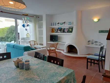 Maison à Pals avec Jardin Privé, Piscine Communautaire et WIFI, à 1,5 km de la Plage - Photo 10