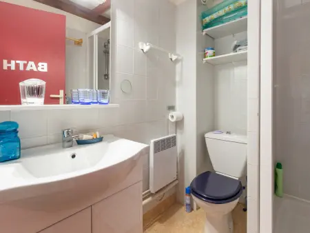 Villa Mitoyenne avec Jardin, Proche Plage à Seignosse, Piscine, Parking Privé et Wifi - Photo 10