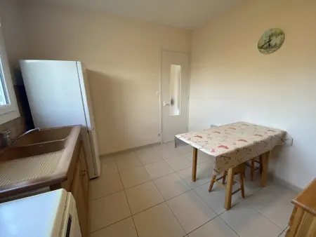 Maison de Ville à Fouras avec Jardin et Garage, Proche Plages - Photo 8