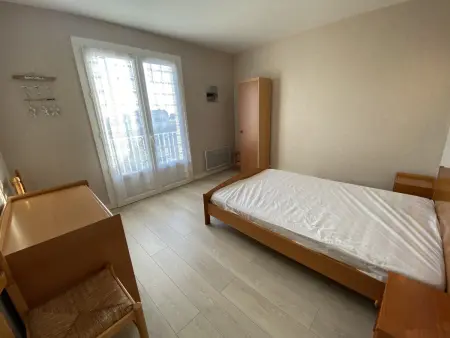 Maison de Ville à Fouras avec Jardin et Garage, Proche Plages - Photo 9