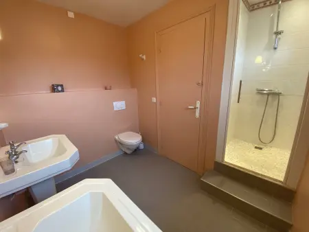 Vaste Maison au Coeur de Fouras, Proche Plages et Commerces, Idéale pour Familles - Photo 25