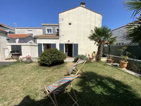 Vaste Maison au Coeur de Fouras, Proche Plages et Commerces, Idéale pour Familles - Photo 28