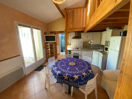 Charmante maisonnette, proche mer, équipée, 3 chambres, terrasse - Photo 2