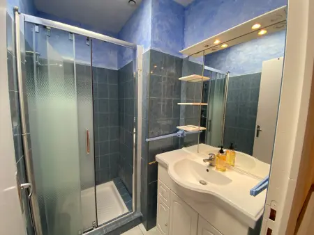 Charmante maisonnette, proche mer, équipée, 3 chambres, terrasse - Photo 8