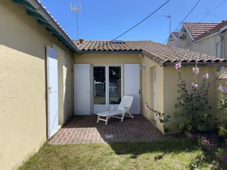 Charmante maisonnette, proche mer, équipée, 3 chambres, terrasse - Photo 9