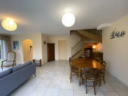 Villa Confortable à Fouras, Proche Mer, 3 Chambres, Terrasse, Jardin, WiFi - Photo 5