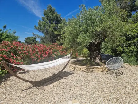 La petite Pinede, Gîte joliment décoré avec Clim et piscine chauffée - Photo 9