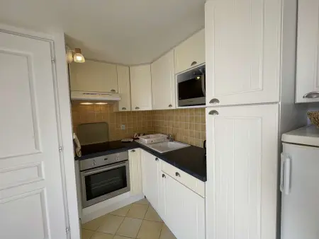 Maison avec Piscine Chauffée, Terrasse et Parking à 300m de l'Océan - Photo 4