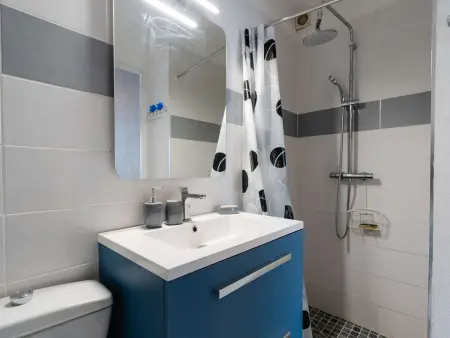 Charmant pavillon avec solarium, piscine et parking à Narbonne-Plage - Photo 6