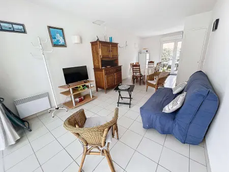 Charmante maison à 150m de la plage, 2 chambres, jardinet, proche Jullouville et St Pair-sur-Mer - Photo 1
