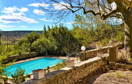 Maison 7 personnes à St Hippolyte du Fort - Photo 1