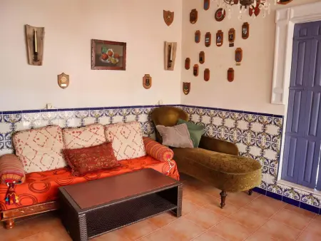 Maison ancienne rénovée avec piscine privée, climatisation et parking, idéale familles - Photo 15
