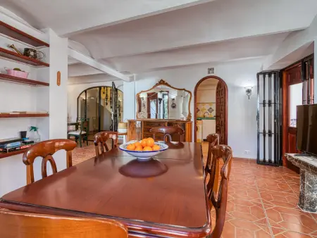 Maison ancienne rénovée avec piscine privée, climatisation et parking, idéale familles - Photo 19