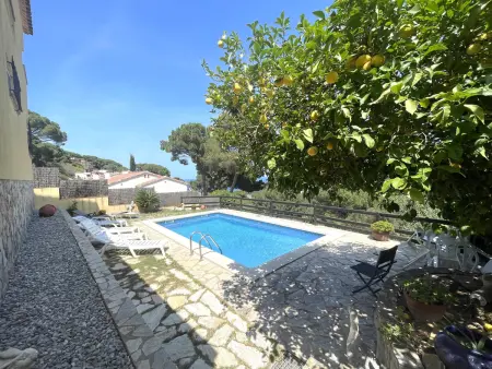 Charmante Maison Individuelle avec Piscine à Begur - Photo 2
