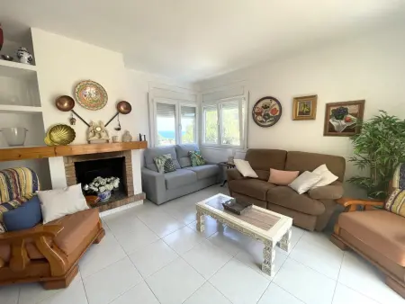 Charmante Maison Individuelle avec Piscine à Begur - Photo 10