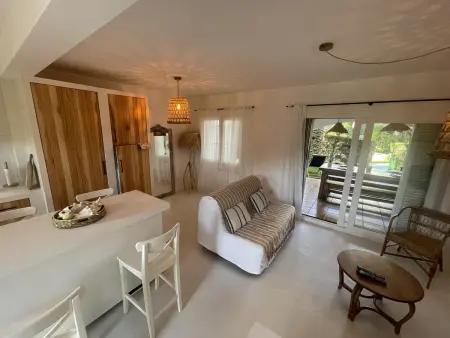Maison Charmante avec Jardin Privé et Piscine Commune, Golf et Plage à Proximité - Photo 1