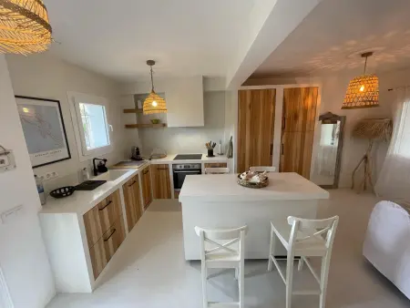 Maison Charmante avec Jardin Privé et Piscine Commune, Golf et Plage à Proximité - Photo 3