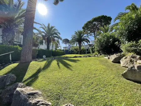 Maison Charmante avec Jardin Privé et Piscine Commune, Golf et Plage à Proximité - Photo 12