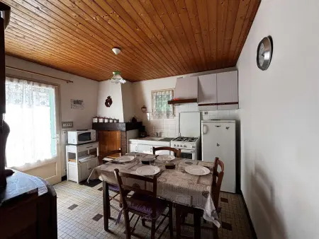 Maison de vacances 3 pièces, 4 couchages à 1000 m de l'océan, cadre paisible avec cour et parking - Photo 2