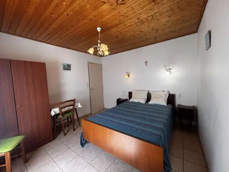 Maison de vacances 3 pièces, 4 couchages à 1000 m de l'océan, cadre paisible avec cour et parking - Photo 6