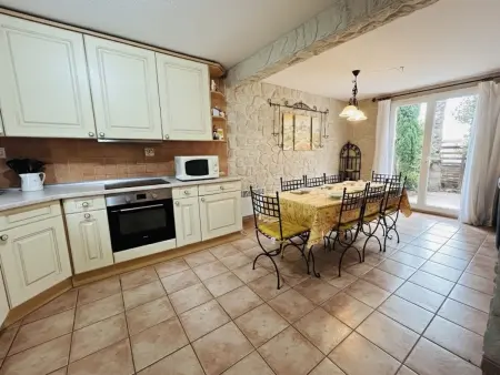 Maison 4 pièces avec terrasse, 3 chambres pour 6 pers., près de Narbonne Plage, parking inclus - Photo 1