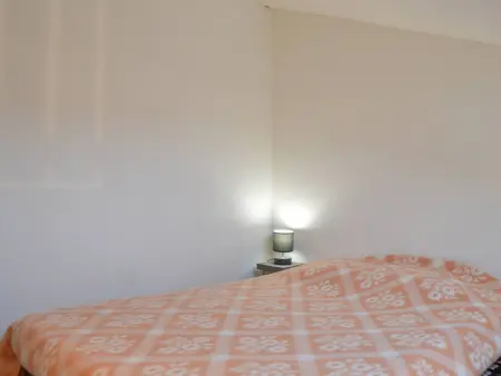 Studio Cabine Mezzanine à Saint Pierre la Mer - 4 Couchages, Piscine, Terrasse, Parking Privé - Photo 7