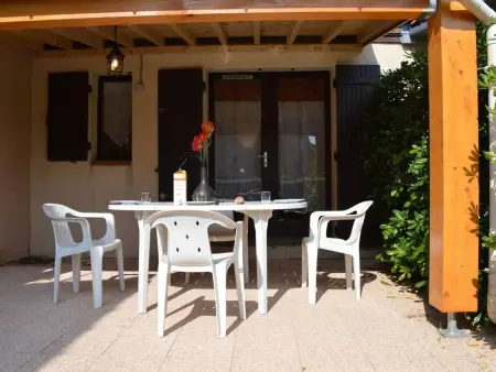 Pavillon 2 pièces + mezzanine, piscine, proche plage, quartier calme - 6 pers. - Photo 2