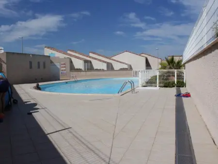 Maison à Saint Pierre la Mer avec Terrasse et Piscine 2 Étoiles - Photo 13