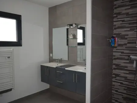 Villa climatisée 3 chambres avec piscine privée, proche centre-ville de Ruoms - Photo 10