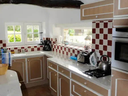 Petite maison de campagne avec piscine chauffée, tennis et nombreuses activités pour tous! - Photo 4